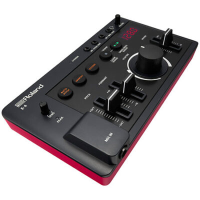 Roland E-4 Voice Tweaker Aira Compact