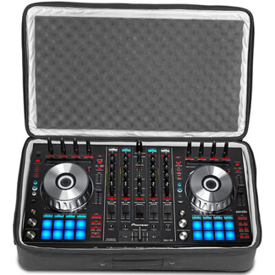 UDG U 7102 BL Urbanite MIDI Controller Sleeve Large Black