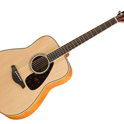 Yamaha FG840SFM NT